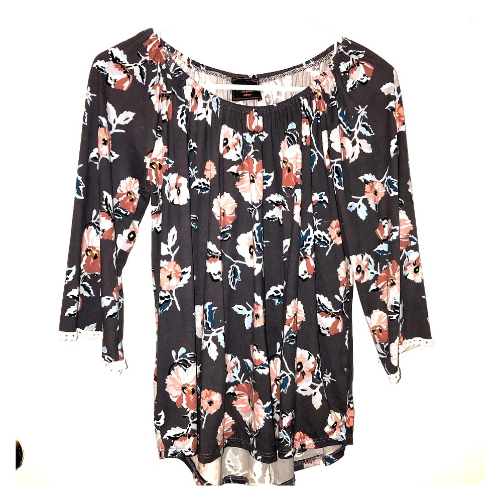 Off the Shoulder Floral Top.